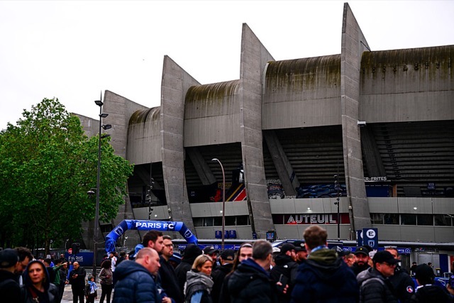Supporters du Paris Saint-Germain au Parc des Princes.